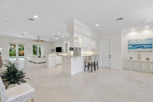 Interior, Kitchen, Living room, Recessed Lighting