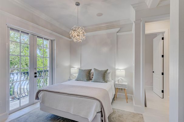Bedroom, Interior, Pendant Lights