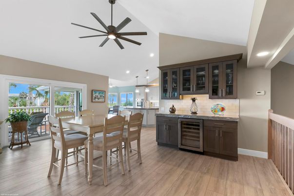 Dining room, Interior, Kitchen, Pendant Lights, Recessed Lighting, Wood Texture Flooring