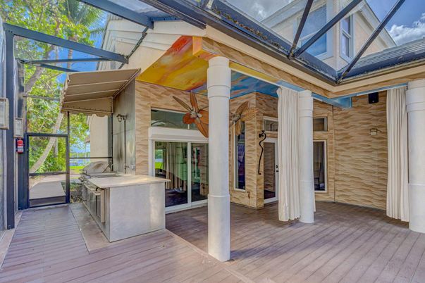 Exterior, Sun Room