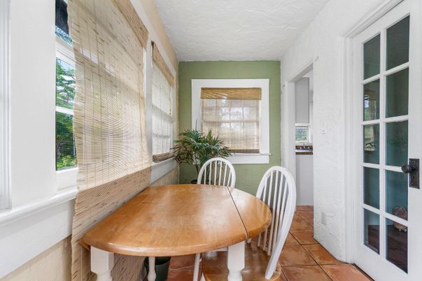 Dining room, Interior