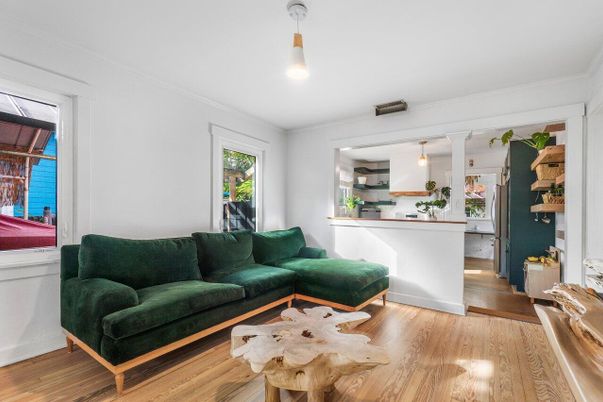 Interior, Living room, Pendant Lights, Wood Texture Flooring