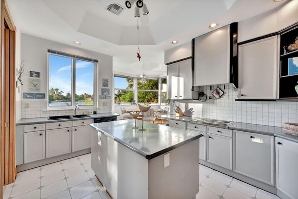 Interior, Kitchen, Pendant Lights, Recessed Lighting