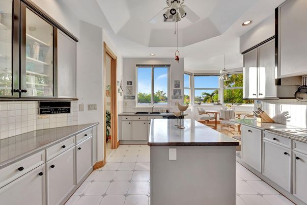 Dining room, Interior, Kitchen, Pendant Lights, Recessed Lighting