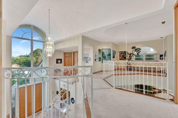 Chandelier, Interior, Recessed Lighting
