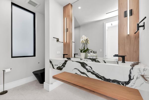 Bathroom, Interior, Recessed Lighting