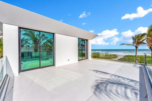 Backyard, Exterior, Water