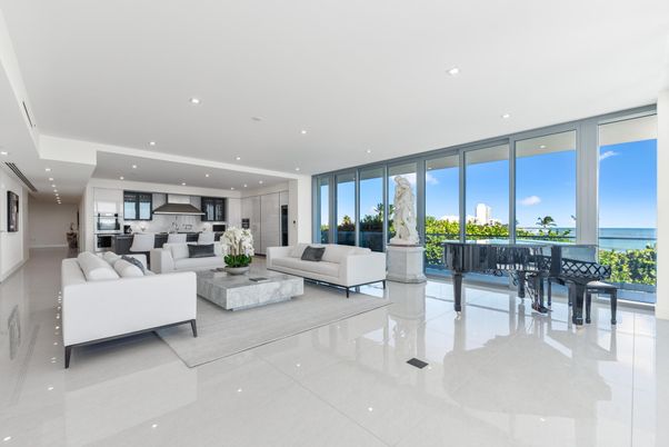 Interior, Kitchen, Living room, Recessed Lighting, Stainless Steel Appliances, Water