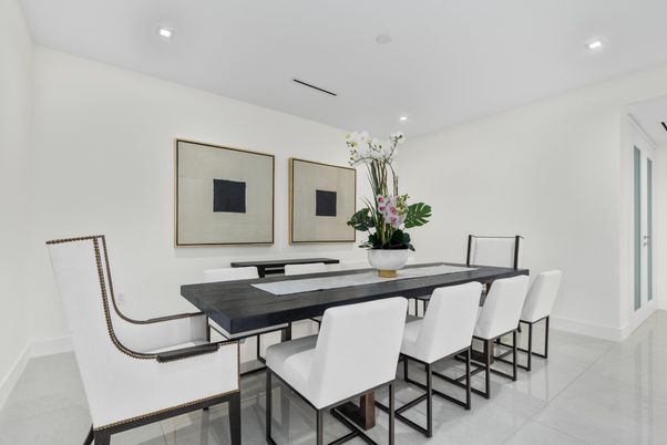 Dining room, Interior, Recessed Lighting