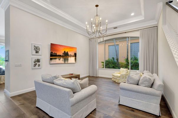 Chandelier, Interior, Living room, Recessed Lighting, Wood Texture Flooring