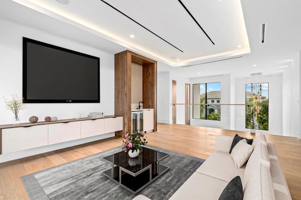 Interior, Living room, Recessed Lighting, Wood Texture Flooring