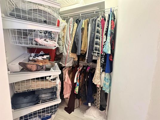 Interior, Walk-in Closets, Wood Texture Flooring