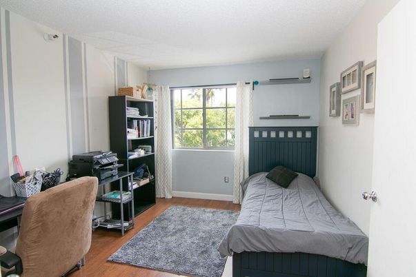 Bedroom, Home Office, Interior, Wood Texture Flooring