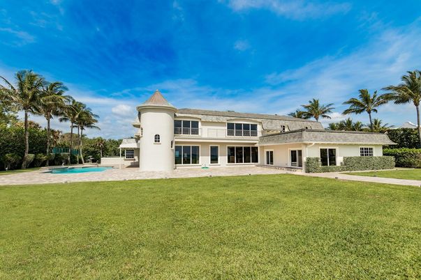 Backyard, Exterior, Pool