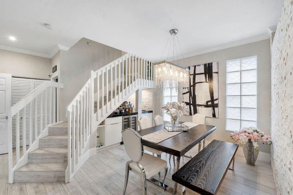 Chandelier, Dining room, Interior, Recessed Lighting, Wood Texture Flooring