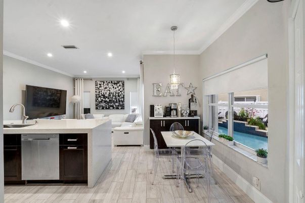 Dining room, Interior, Kitchen, Living room, Pendant Lights, Recessed Lighting, Wood Texture Flooring