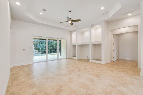 Empty room, Interior, Recessed Lighting