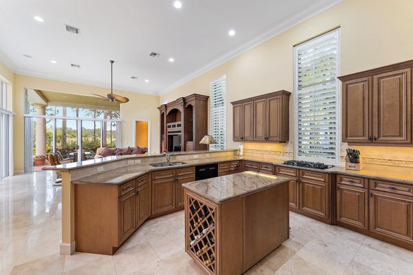 Dining room, Interior, Kitchen, Recessed Lighting