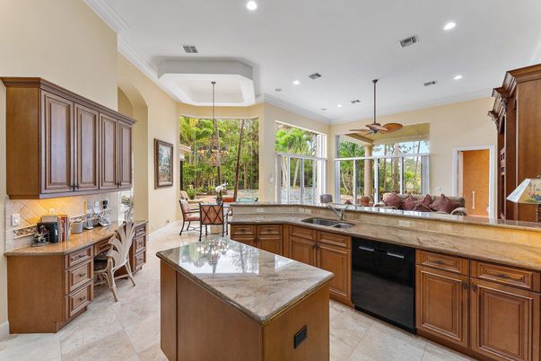 Dining room, Interior, Kitchen, Pendant Lights, Recessed Lighting