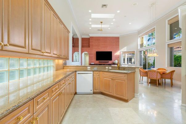 Dining room, Interior, Kitchen, Recessed Lighting, Stone Walls