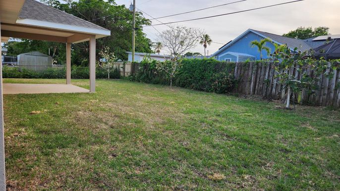 Backyard, Exterior