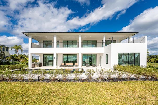 Backyard, Exterior, Facade, Modern