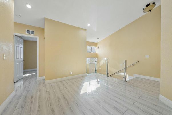 Empty room, Interior, Pendant Lights, Recessed Lighting, Wood Texture Flooring