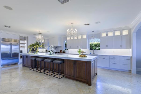 Chandelier, Interior, Kitchen, Recessed Lighting, Stainless Steel Appliances