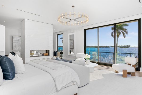Bedroom, Fireplace, Interior, Recessed Lighting, Water