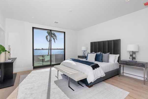 Bedroom, Interior, Recessed Lighting, Water, Wood Texture Flooring