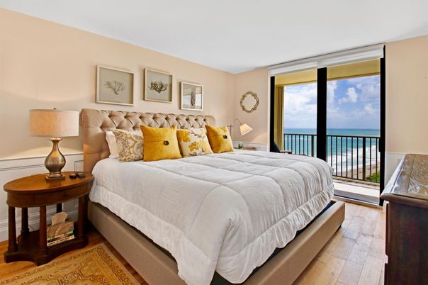 Bedroom, Interior, Water, Wood Texture Flooring