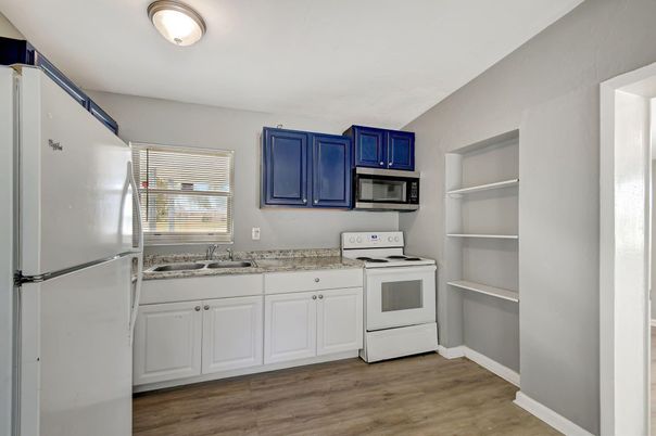 Interior, Kitchen, Wood Texture Flooring