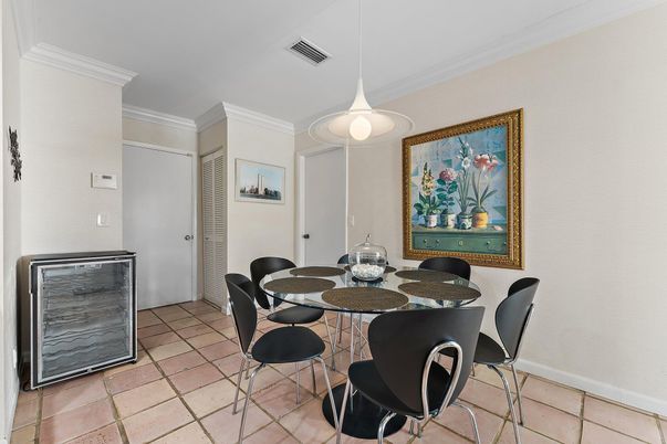 Dining room, Interior, Pendant Lights