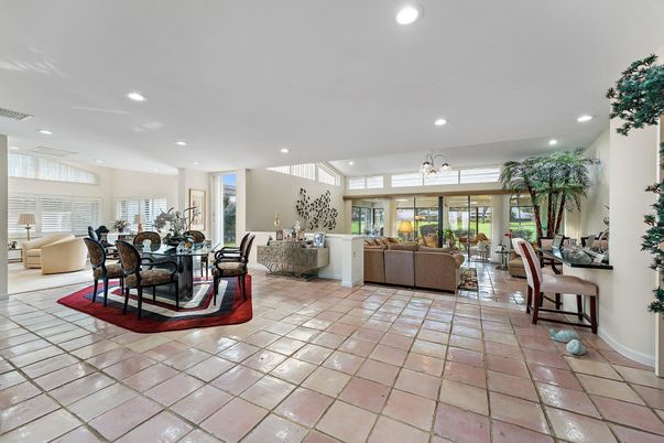 Dining room, Interior, Living room, Recessed Lighting