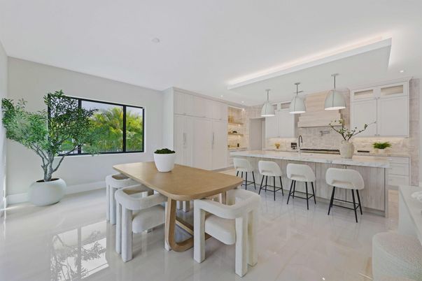Dining room, Interior, Kitchen, Pendant Lights, Recessed Lighting, Stainless Steel Appliances