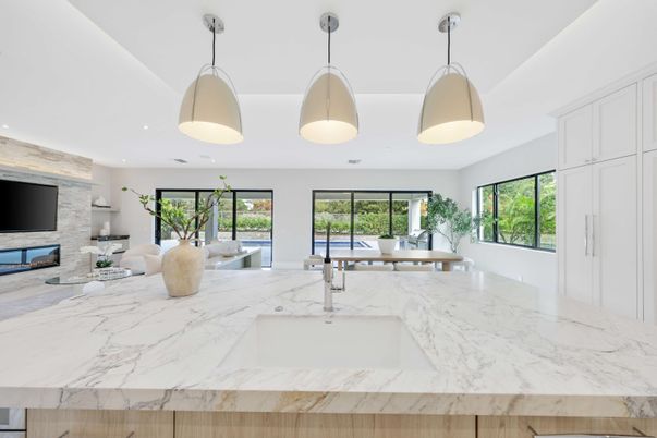 Fireplace, Interior, Living room, Pendant Lights, Recessed Lighting
