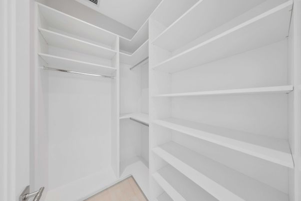 Interior, Walk-in Closets