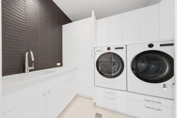 Interior, Washer