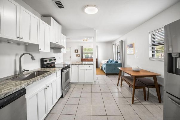 Dining room, Interior, Kitchen, Stainless Steel Appliances