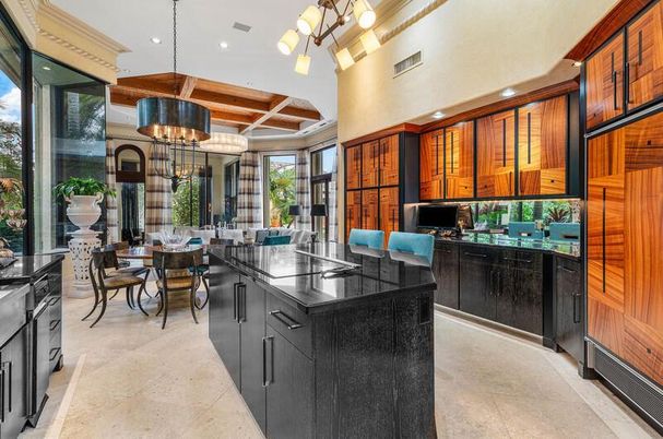 Chandelier, Dining room, Interior, Kitchen, Pendant Lights, Recessed Lighting, Wooden Beams