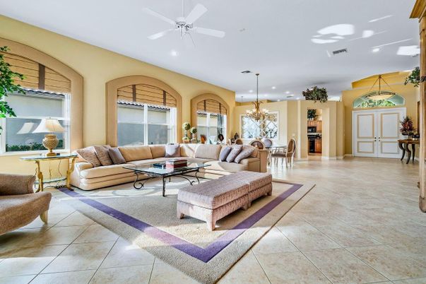 Dining room, Interior, Living room, Pendant Lights, Recessed Lighting