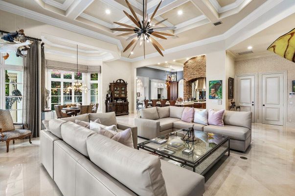 Dining room, Interior, Living room, Pendant Lights, Recessed Lighting