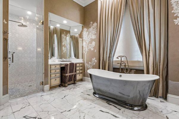 Bathroom, Free Standing Baths, Interior, Marble, Recessed Lighting