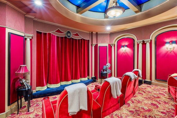Interior, Projection Screen, Recessed Lighting, Theatre Room