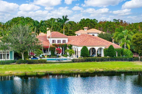 Backyard, Exterior, Facade, Pool, Mediterranean