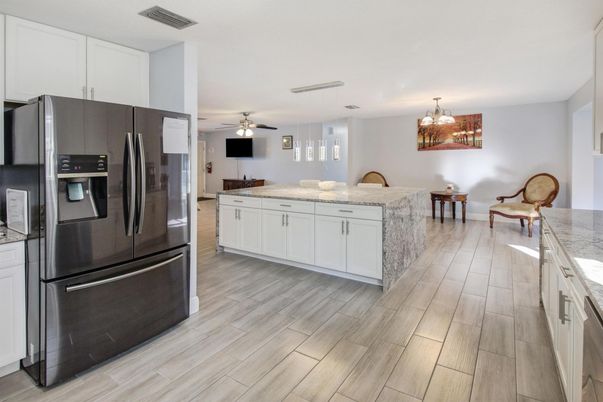 Chandelier, Interior, Kitchen, Wood Texture Flooring