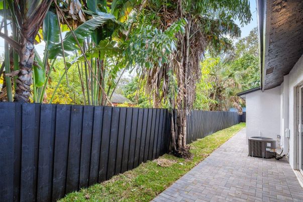 Backyard, Exterior