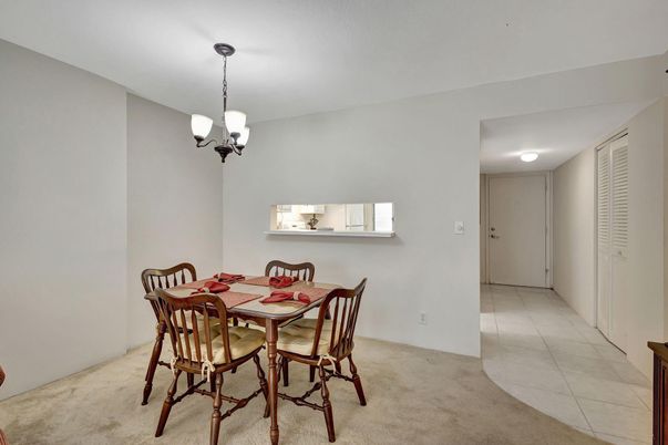 Chandelier, Dining room, Interior