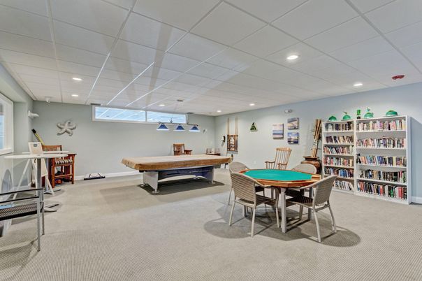 Billiard Table, Game Room, Interior, Recessed Lighting