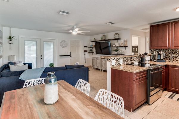 Dining room, Interior, Kitchen, Living room, Recessed Lighting